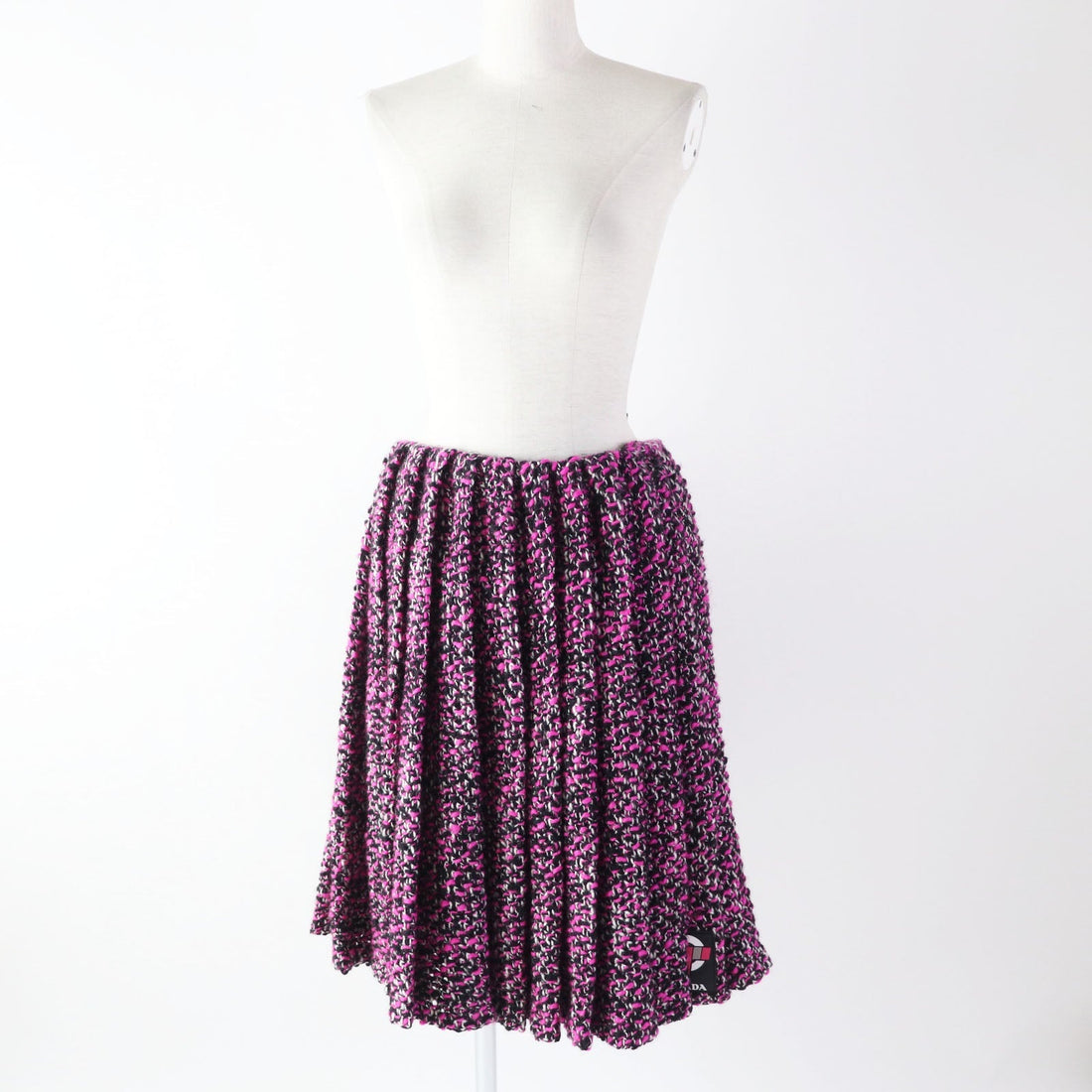 PRADA Pleated skirt P1320 wool pink black white 40