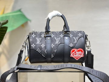 VS - LOV Women Bag - 2800
