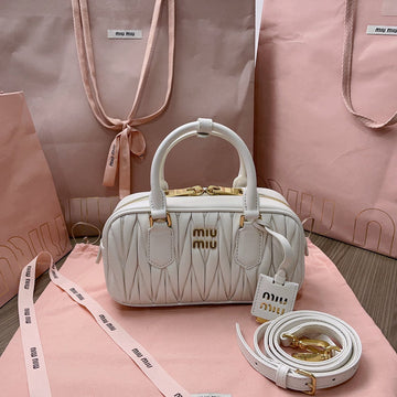 VS - MMU Bags - 017