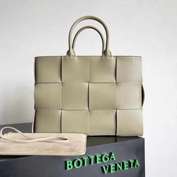 VS - BOV Women Bag - 406