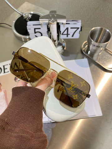 VS - LOV Sunglass - 092