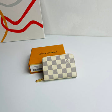 VS - LOV Wallet - 369