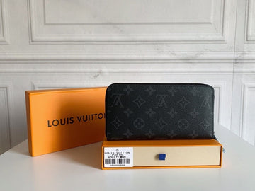 VS - LOV Wallets - 702