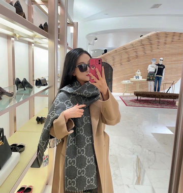 VS - GUKI Scarf - 023