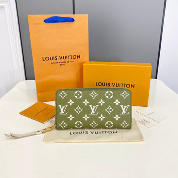 VS - LOV Wallet - 974