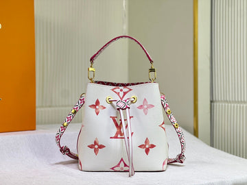 VS - GUKI Women Bags - 1440