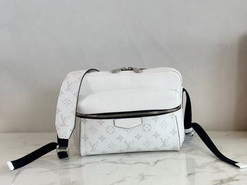 VS - LOV Women Bag - 1934