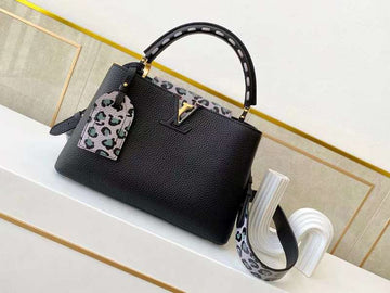 LOV2 Bags - Luxurious Bags  1104
