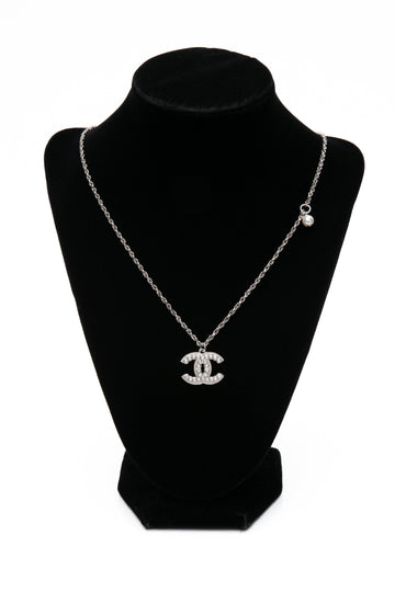 CHANEL 22P Crystal CC Pendant Silver Pearly White Crystal Necklace