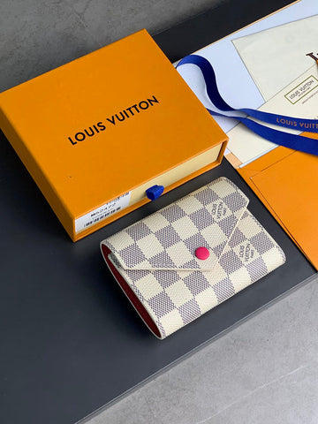 VS - LOV Wallets - 267