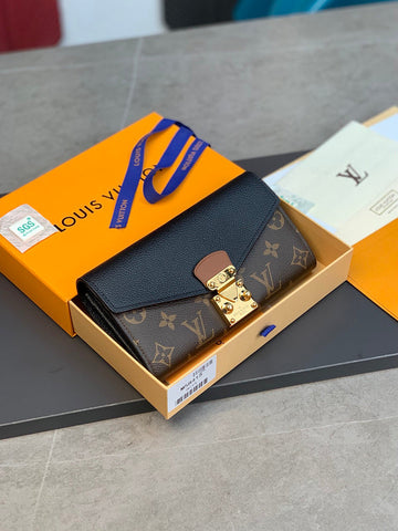 VS - LOV Wallets - 350