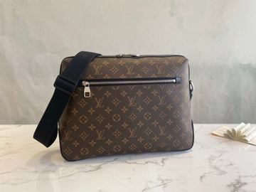 VS - LOV Women Bag - 2882