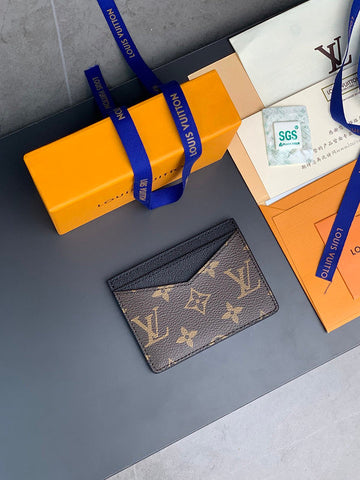 VS - LOV Wallets - 342