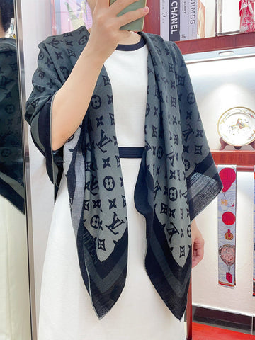 VS - LOV Scarf - 354