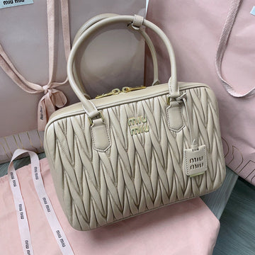 VS - MMU Bags - 002