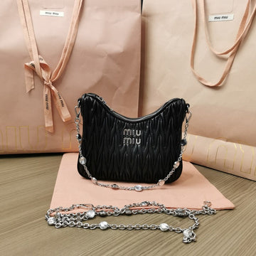 VS - MMU Bags - 056