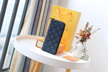 VS - LOV Wallet - 760