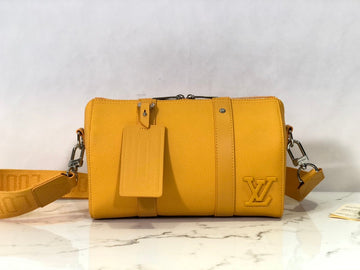 VS - LOV Women Bag - 1113