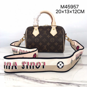 LOV2 Bags - Luxurious Bags  1107