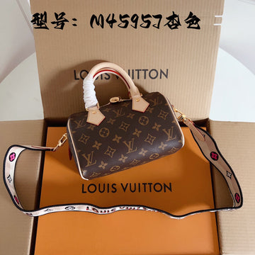 VS - LOV Women Bag - 1878