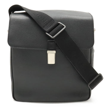 Louis Vuitton Taiga Leather Pochette Yaranga Shoulder Bag M30822