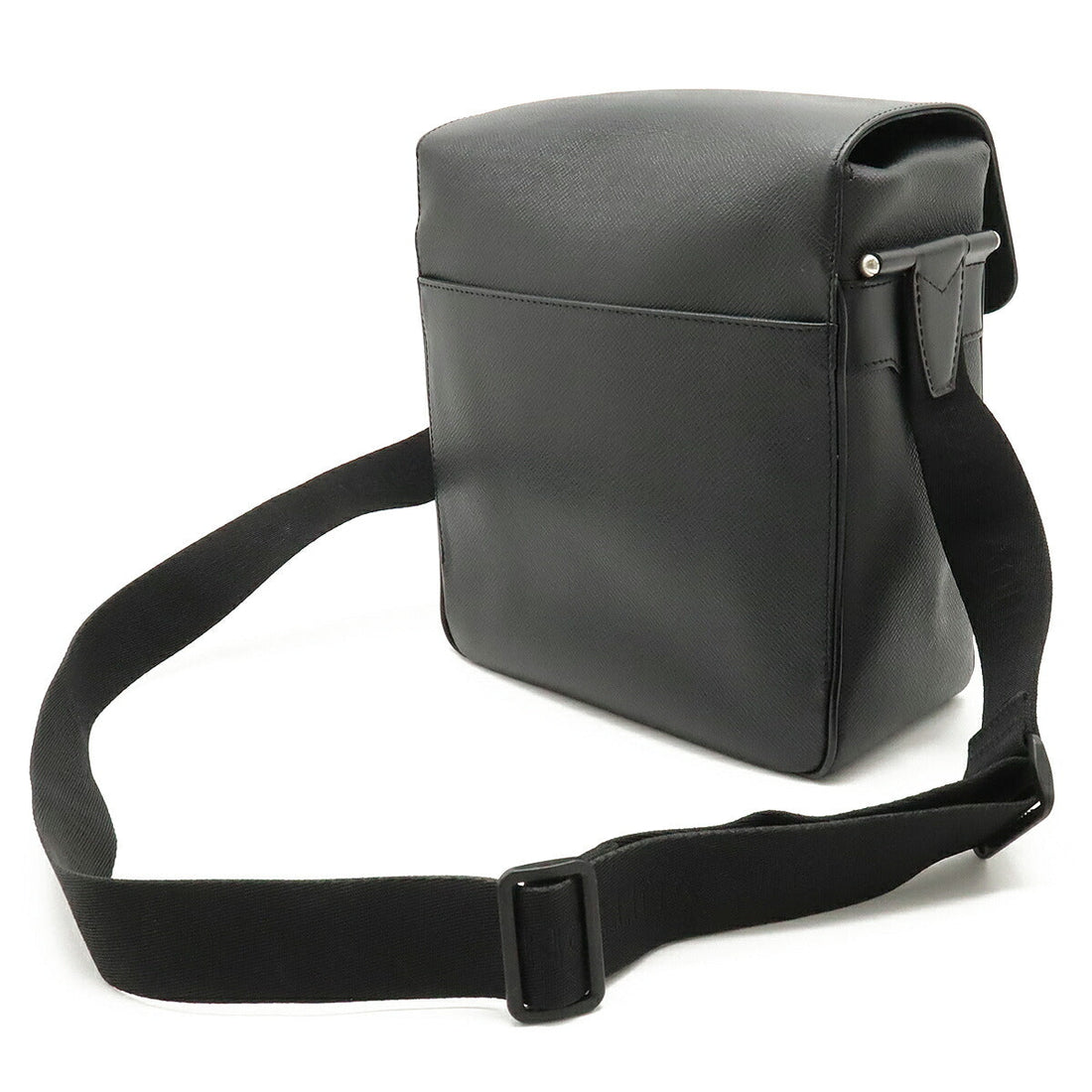 Louis Vuitton Taiga Leather Pochette Yaranga Shoulder Bag M30822