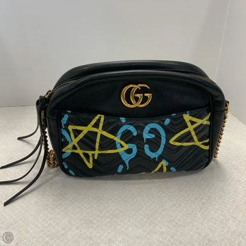 Handbag Luxury Designer By Gucci, Size: Medium