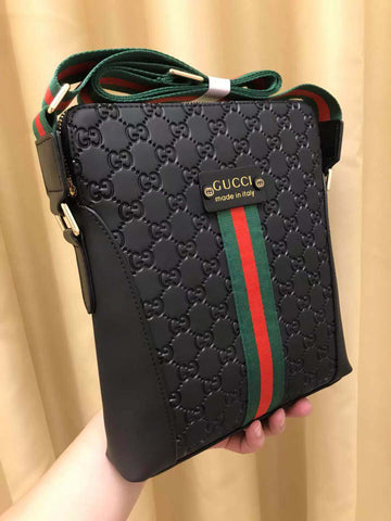 VS CROSSBODY BLACK RED LEATHER