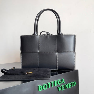 VS - BOV Women Bag - 135
