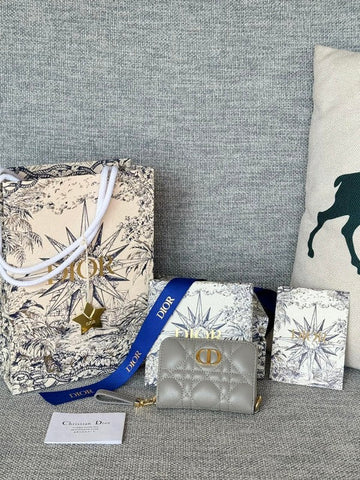VS - DOR Wallets - 082