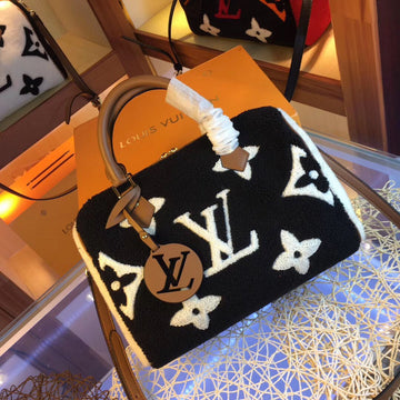 VS - GUKI Women Bags - 1721