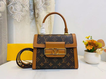 VS - GUKI Women Bags - 1494