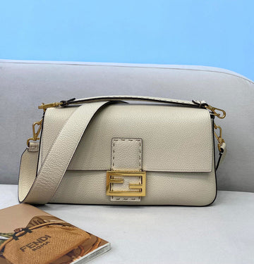 Fendi Luxury Fashion Bag