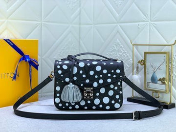 VS - GUKI Women Bags - 1609