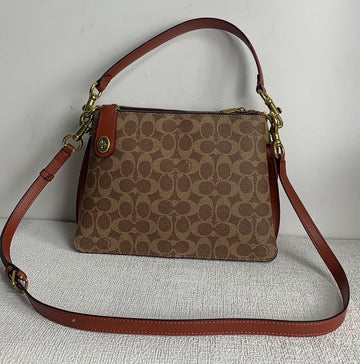 VS - CAH Bags - 494