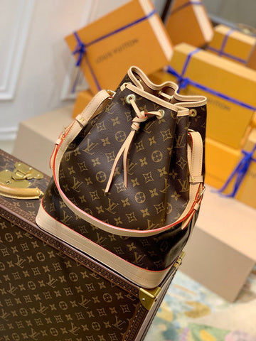 VS - LOV Women Bag - 2781