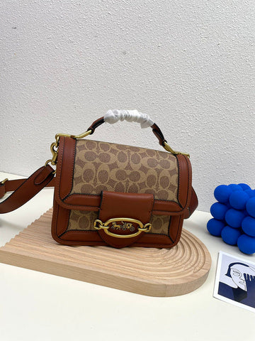 VS - CAH Bags - 790