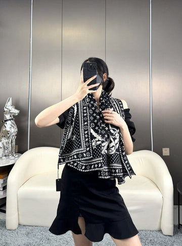 VS - LOV Scarf - 105