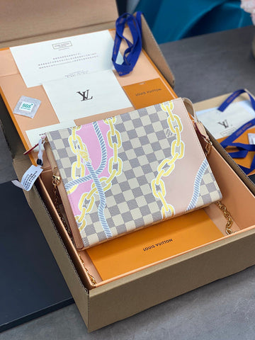 VS - LOV Wallets - 295