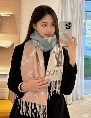 VS - LOV Scarf - 068