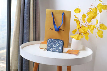 VS - LOV Wallet - 729