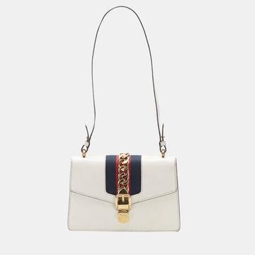 White Sylvie