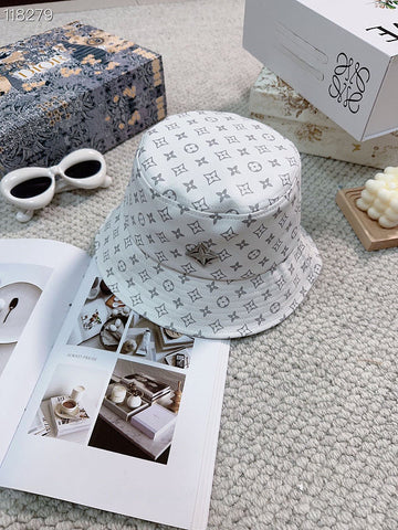 VS - LOV Cap - 327