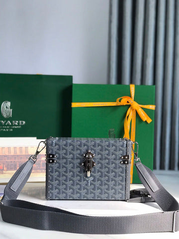 VS - GYO Bags - 010