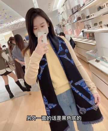 VS - LOV Scarf - 162
