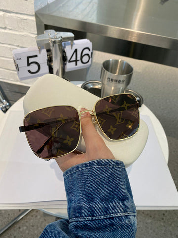 VS - LOV Sunglass - 113