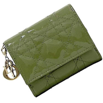 Christian Dior Tri-fold Wallet ec-23127 Khaki Green Lady Cannage Patent Leather 43-MA-1129 Stitching Charm Compact Metal Fittings