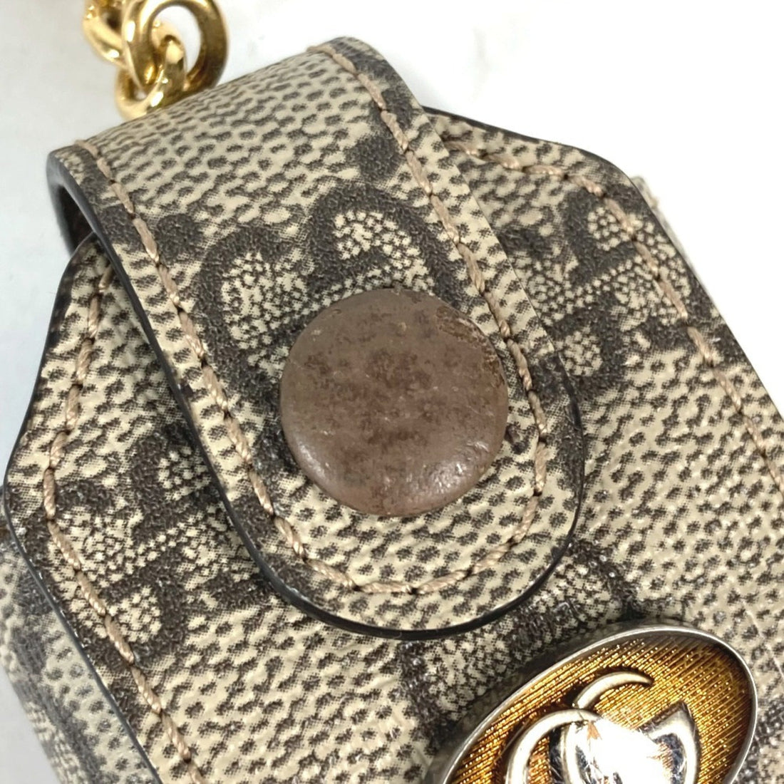 GUCCI 596720 VS Offdia Supreme Airpods Case Apple Earphone Leather Women's Beige