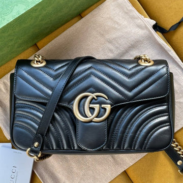 VS MARMONT MATELASS¨¦ LARGE 26 BAG BLACK CALFSKIN
