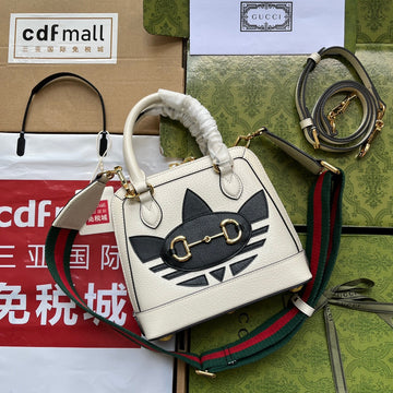 VSxADIDAS HORSEBIT 1955 TOTE BAG 20 WITH WEB STRAP IN WHITE MIX BLACK CALFSKIN GOLD HARDWARE